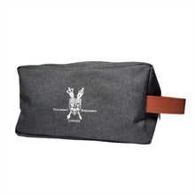 Load image into Gallery viewer, Travel bag | Trousse de voyage
