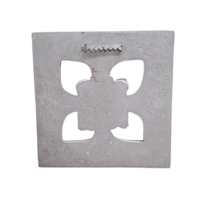 Decorative plaque (Cement) | Plaque décorative (Ciment)