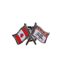 Charger l&#39;image dans la galerie, Épinglette (Drapeaux croisés) | Pin (Crossed flags)
