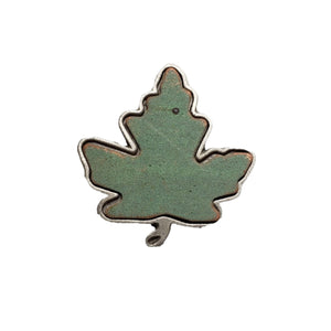 Copper brooches (Maple leaf) | Broches en cuivre (Feuille d'érable)