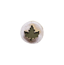 Load image into Gallery viewer, Copper pin (Circle) | Épinglette en cuivre (Cercle)
